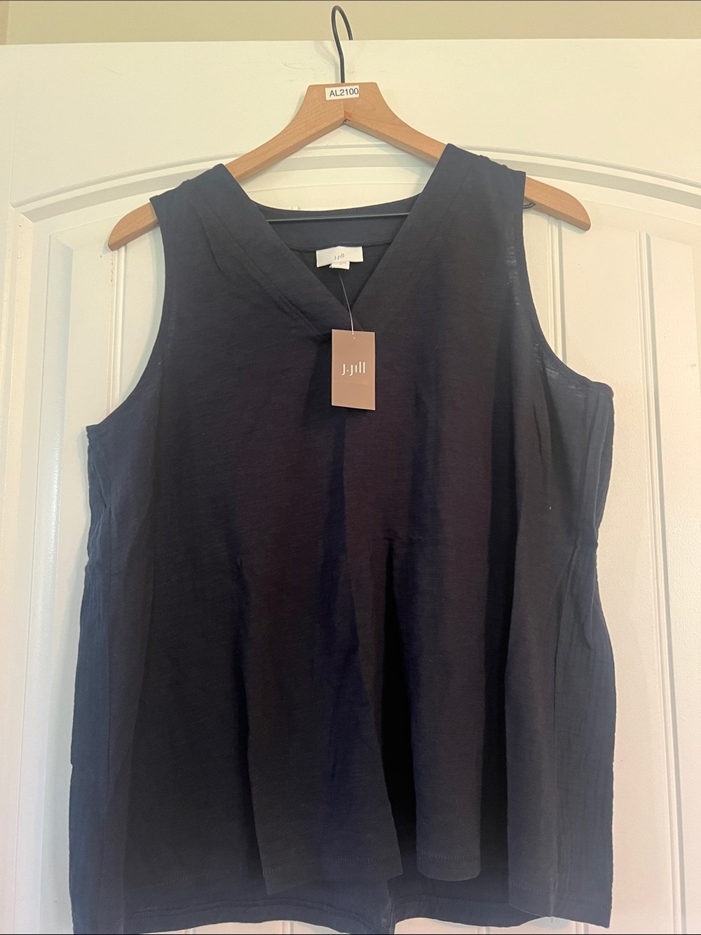 J Jill Cotton V Neck Shirt Size Small new